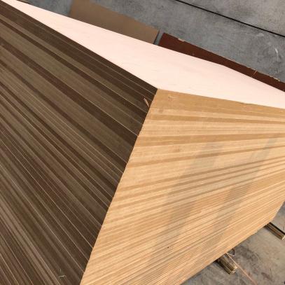 Natural red oak veneer plywood AAA grade